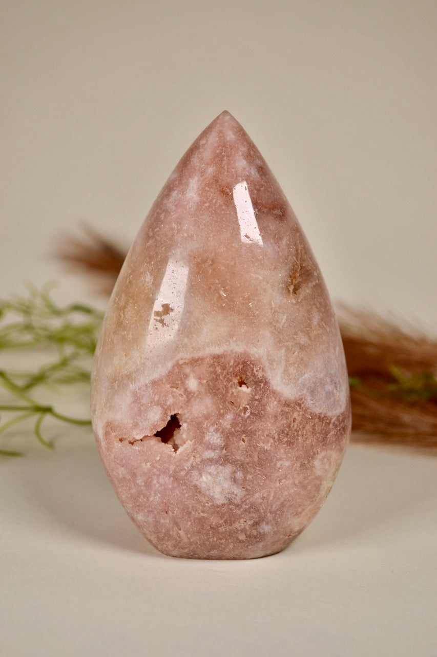 Pink Amethyst Chubby Petal Flame