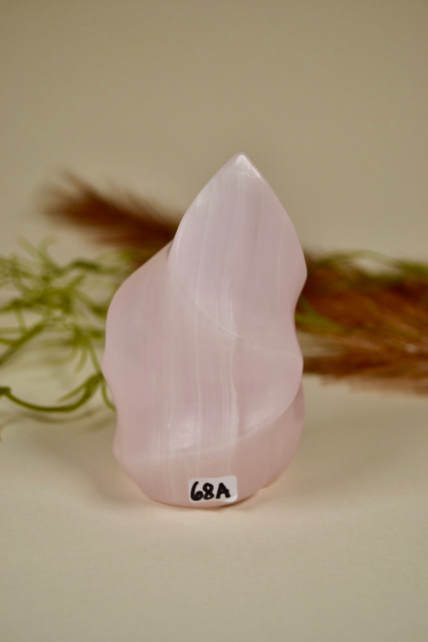 Mangano Calcite Swirl Flame